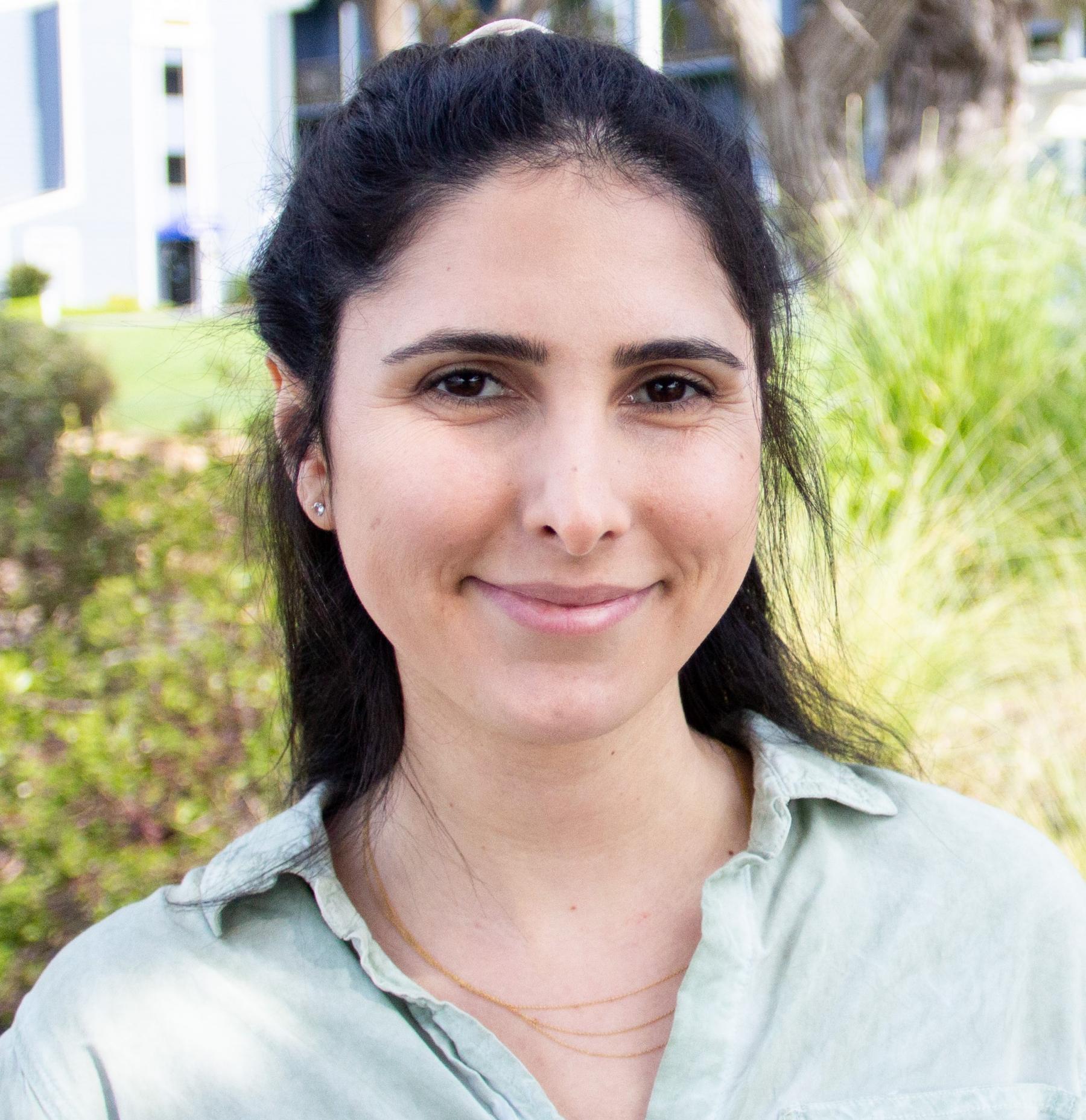 Tina Ali Photo